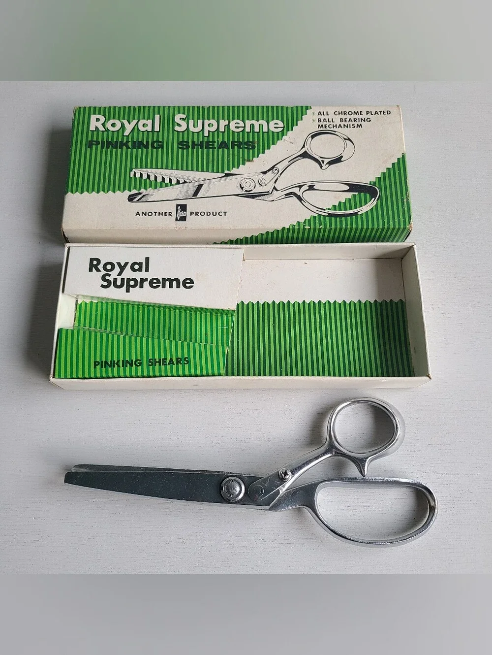 Vintage Royal Supreme Pinking Shears